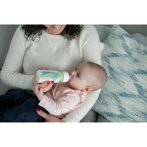 Dr. Brown’s Natural Flow Level 1 Narrow Baby Bottle 100% Silicone Nipple, 6-Pack